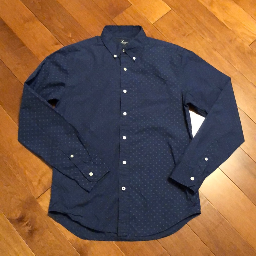 American Eagle shirt